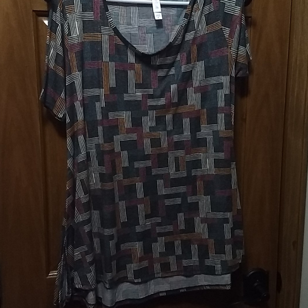 LuLaRoe tunic top size medium